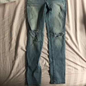 Abercrombie & Fitch Light wash distressed denim
